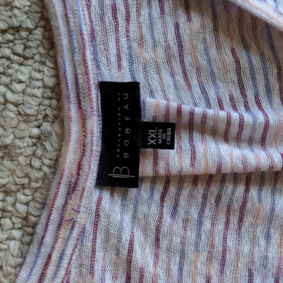 High low Tee - Picture 2 of 6